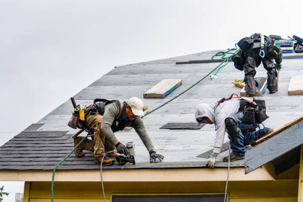 Professional Gutter Installation technician working in Salem, UT